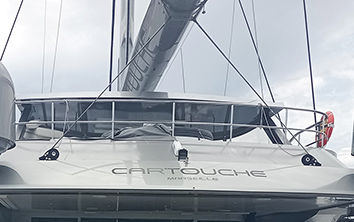 Adhésif bateau